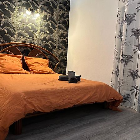 APPARTEMENT  LʼIsle-sur-la-Sorgue Exterior foto