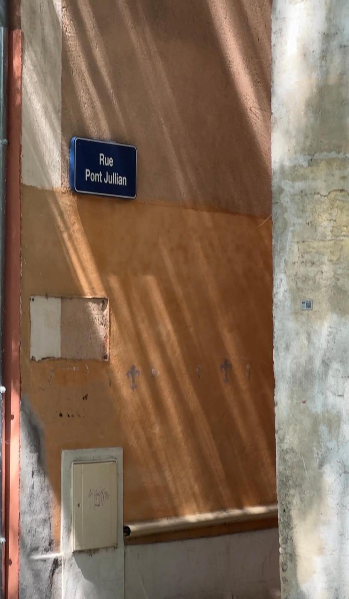 APPARTEMENT  LʼIsle-sur-la-Sorgue Exterior foto